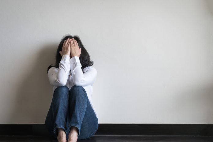 mulheres têm mais chances de desenvolver transtornos mentais